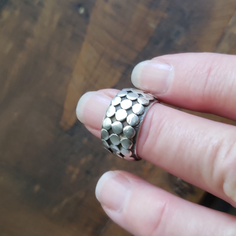 Silver ring - Picture 3 of 8